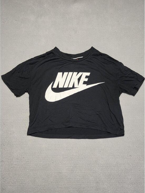 Nike Tops - Nike Women's Sportswear Essential Crop Top T-Shirt Black White Logo XS